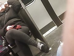 Очень секси ноги болтаться дразнить