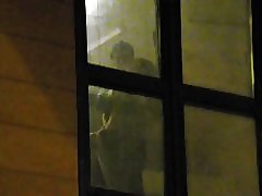 Смотреть соседей мальчиков
